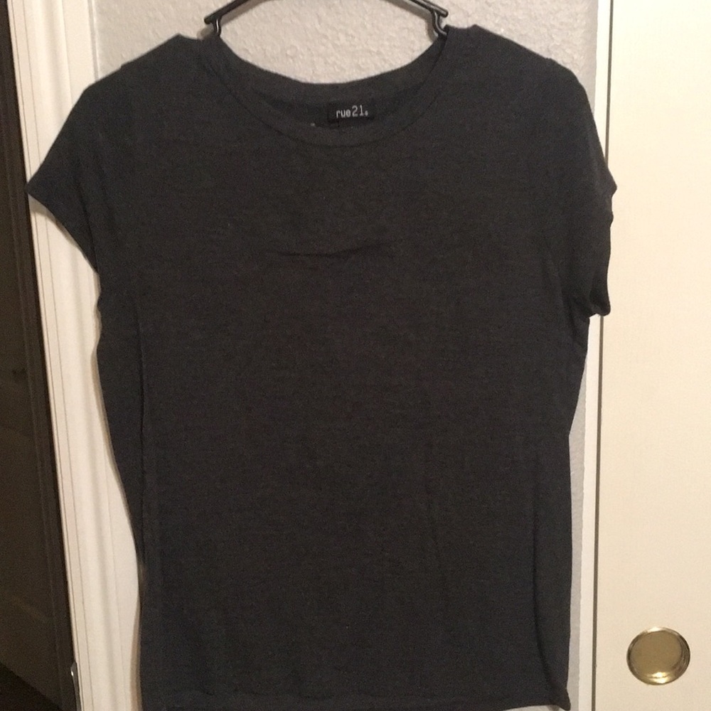 grey t